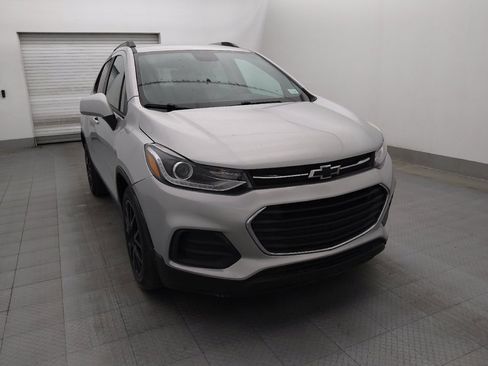 Used 2021 Chevrolet Trax LT w/ Sport Edition image 14