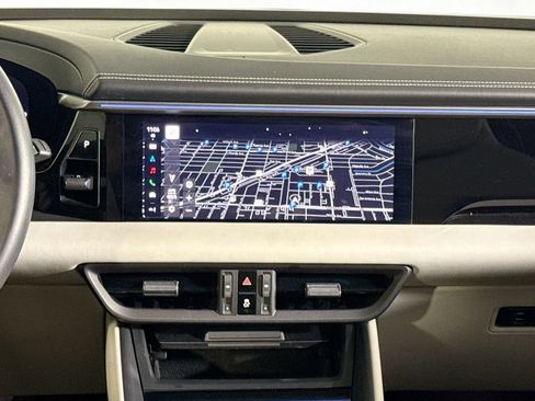 Certified 2024 Porsche Macan 4 Electric AWD/4WD image 15