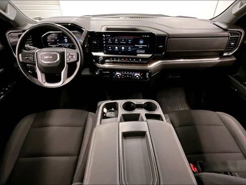 Used 2024 GMC Sierra 1500 SLE w/ Preferred Package AWD/4WD image 18
