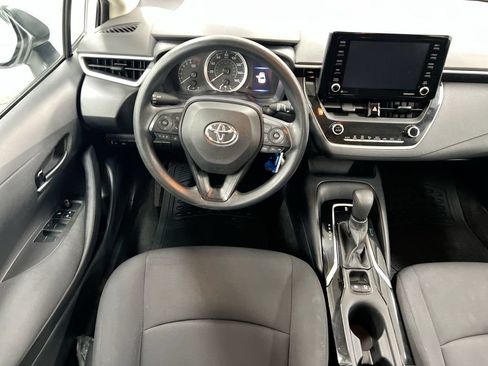 Used 2022 Toyota Corolla LE FWD image 11