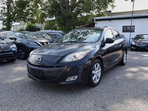 Used 2011 MAZDA MAZDA3 i Touring FWD image 2