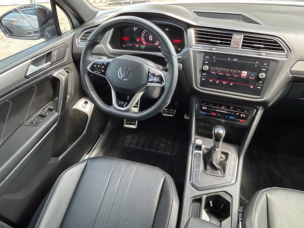 Certified 2024 Volkswagen Tiguan SE R-Line FWD image 9