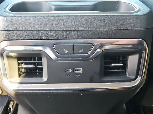 Used 2024 Chevrolet Silverado 1500 LTZ AWD/4WD image 17