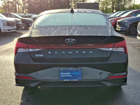 Certified 2023 Hyundai Elantra SEL w/ Convenience Package image 5