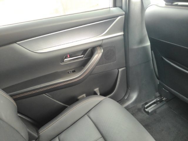 Used 2024 MAZDA CX-90 Plug-In Hybrid w/ Preferred AWD/4WD image 35