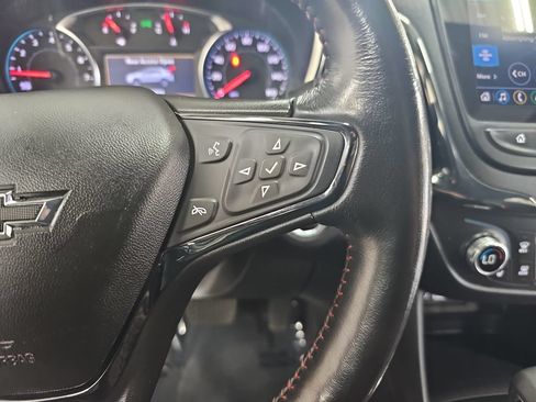 Used 2022 Chevrolet Equinox RS w/ Infotainment Package AWD/4WD image 18