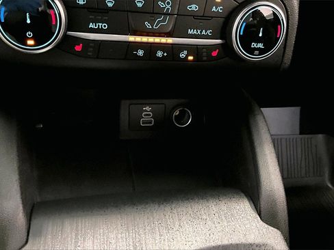 Used 2024 Ford Escape ST-Line Select image 16