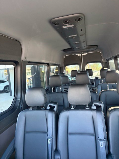 Used 2024 Mercedes-Benz Sprinter 2500 image 11