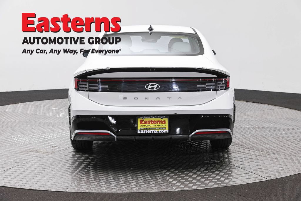 Used 2024 Hyundai Sonata SEL FWD image 7