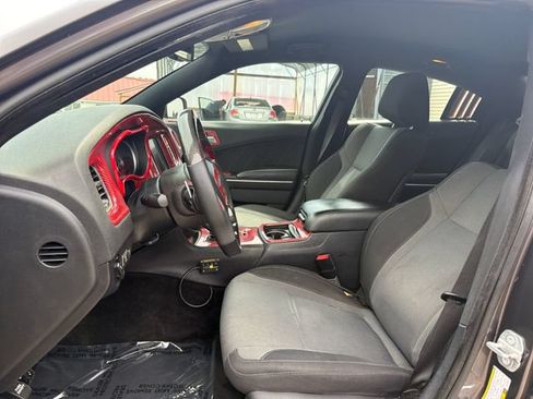 Used 2016 Dodge Charger R/T RWD image 11