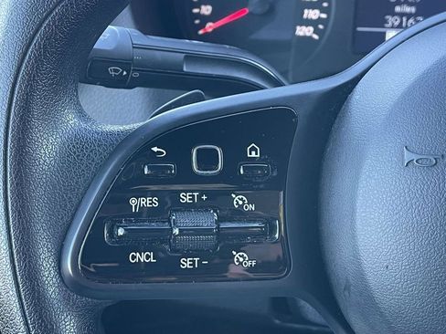 Used 2022 Mercedes-Benz Sprinter 144 Cargo image 27