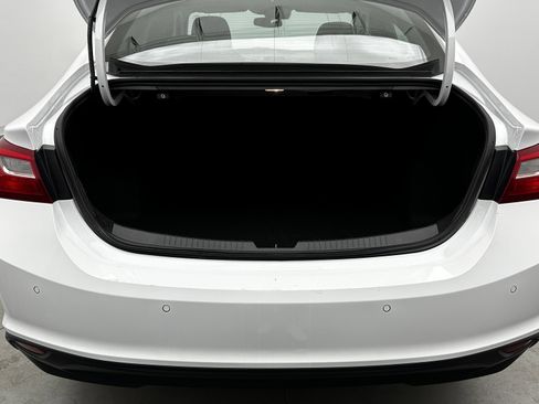 Used 2025 Chevrolet Malibu LT image 29