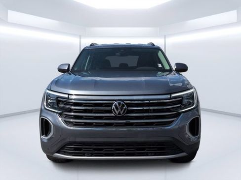 Used 2025 Volkswagen Atlas SE FWD image 8