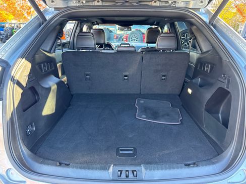 Used 2024 Ford Edge ST-Line w/ Class II Trailer Tow Package image 38