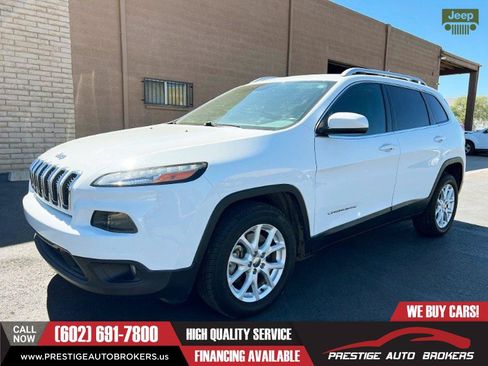 Used 2015 Jeep Cherokee Latitude w/ Comfort/Convenience Group FWD image 1