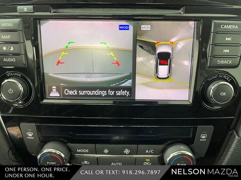 Used 2019 Nissan Rogue SL w/ Premium Package image 28