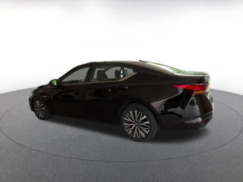 Used 2026 Nissan Altima 2.5 SV FWD image 9