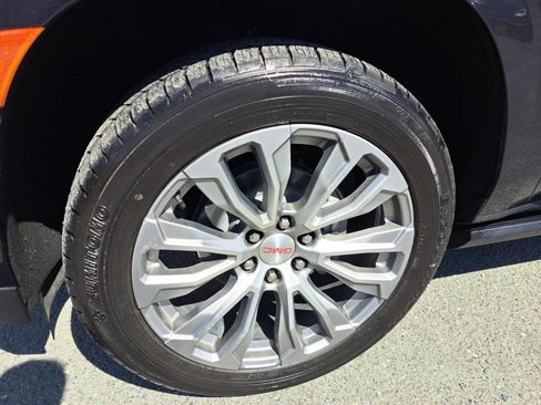 Used 2023 GMC Yukon Denali AWD/4WD image 22