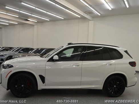 Used 2026 BMW X5 sDrive40i w/ M Sport Package RWD image 5