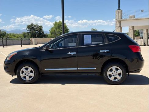 Used 2014 Nissan Rogue S AWD/4WD image 4