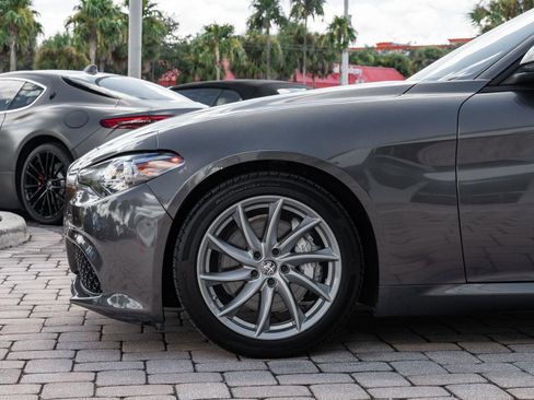 Used 2023 Alfa Romeo Giulia Sprint image 25