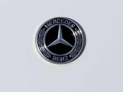 Used 2024 Mercedes-Benz E 350 4MATIC Sedan image 11