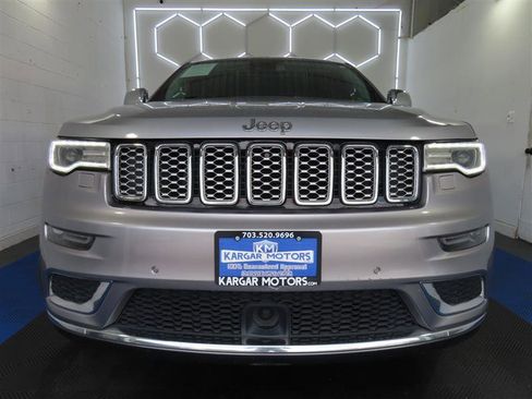 Used 2018 Jeep Grand Cherokee Summit image 3
