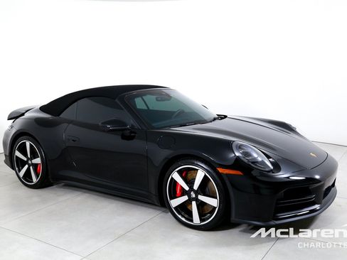 Used 2026 Porsche 911 Carrera 4S AWD/4WD image 3