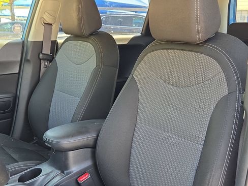 Used 2018 Kia Soul + FWD image 13