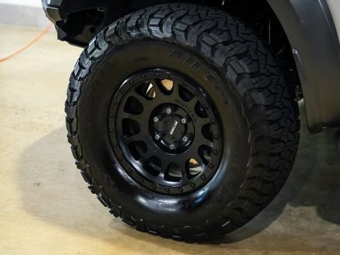 Used 2023 Ford F150 Raptor AWD/4WD image 9