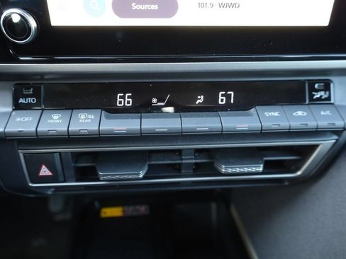 Used 2026 Toyota Camry LE FWD image 27