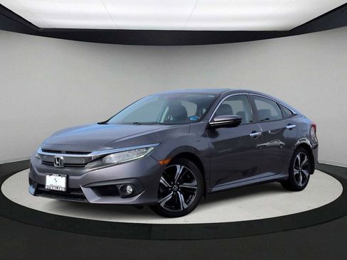 Used 2017 Honda Civic Touring image 1
