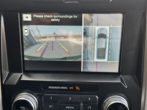 Used 2016 Ford F150 Lariat w/ Equipment Group 502A Luxury image 13