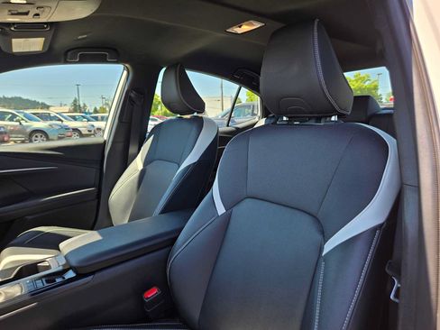 Certified 2025 Toyota Camry SE FWD image 24