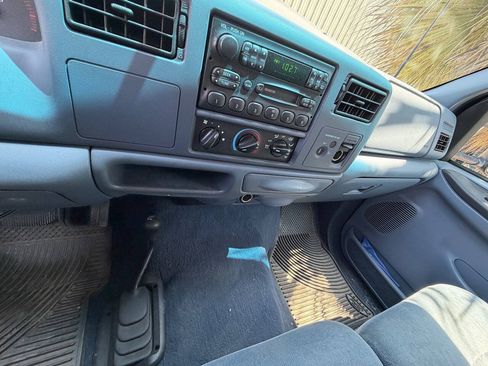 Used 1999 Ford F250 XLT AWD/4WD image 6