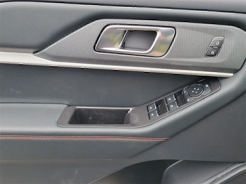 Used 2026 Ford Explorer ST-Line RWD image 19