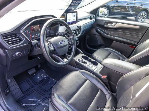 Used 2022 Ford Escape SEL FWD image 9