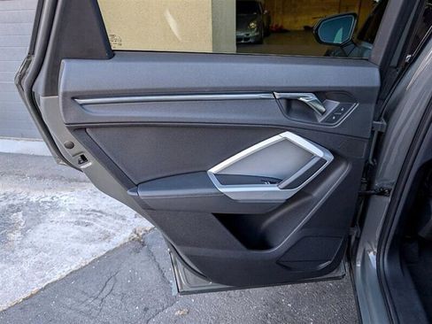 Used 2021 Audi Q3 2.0T Premium Plus w/ Premium Plus Package image 25