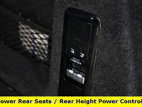 Used 2024 Land Rover Range Rover Sport image 37