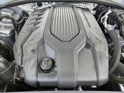 Certified 2026 Porsche Macan image 30