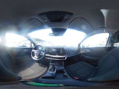 Used 2025 Kia Sportage LX FWD image 41