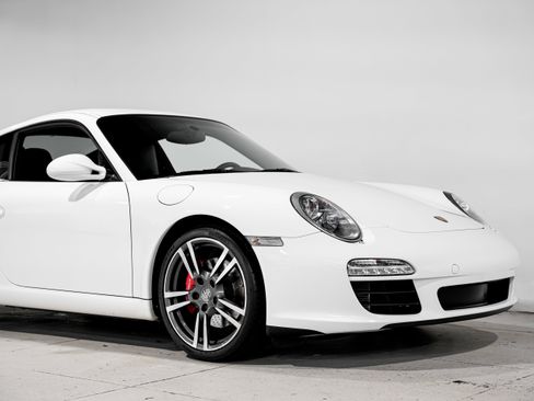 Used 2011 Porsche 911 Carrera S image 37