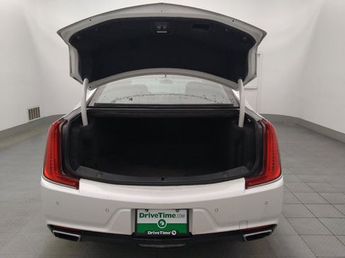 Used 2018 Cadillac XTS Luxury image 29