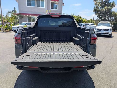 Used 2025 Hyundai Santa Cruz SEL AWD/4WD image 30