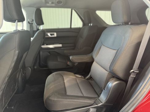 Certified 2023 Ford Explorer XLT w/ Class IV Trailer Tow Package image 16