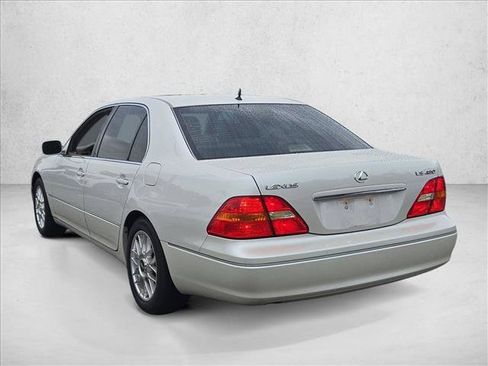 Used 2001 Lexus LS 430 RWD image 7
