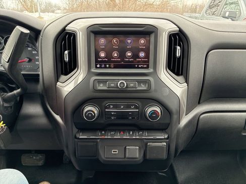 Used 2020 Chevrolet Silverado 1500 Custom w/ Custom Value Package image 25