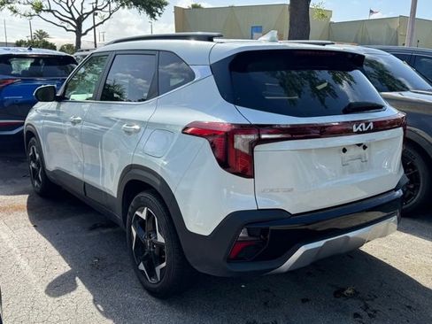 Used 2024 Kia Seltos EX image 4
