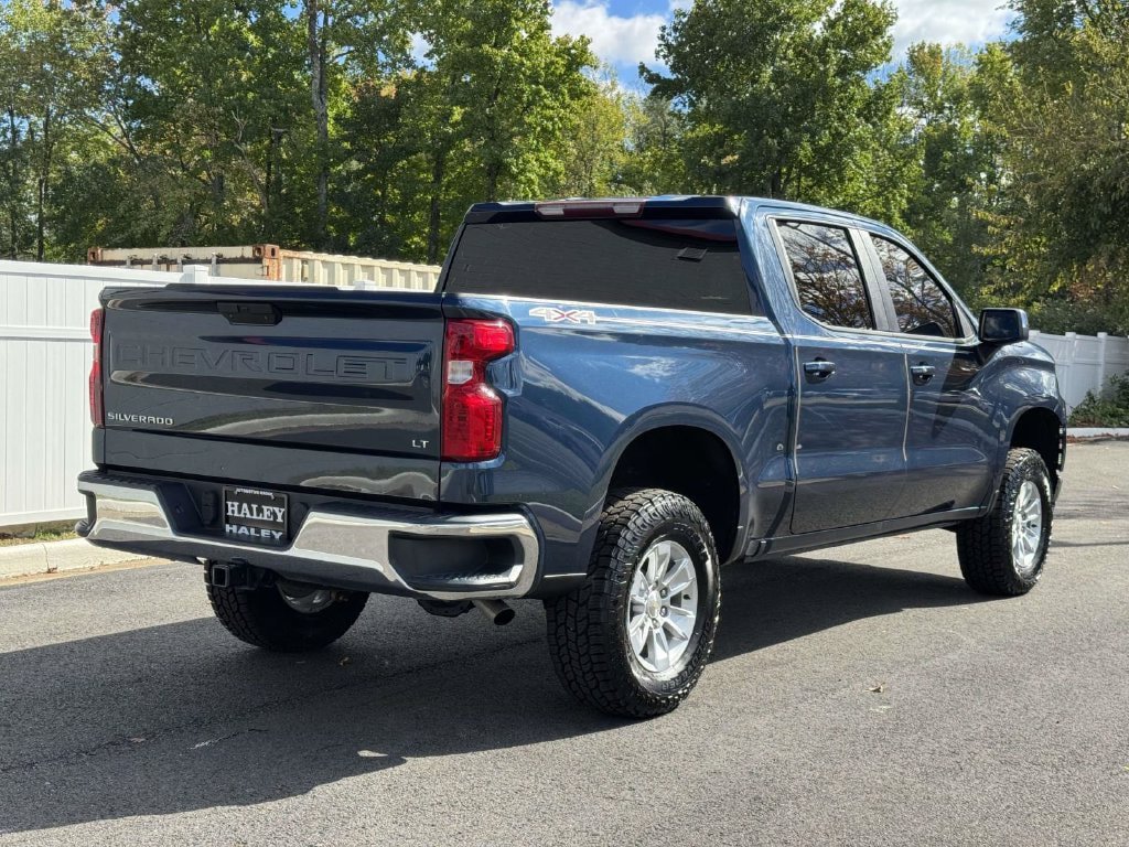 Used 2021 Chevrolet Silverado 1500 LT AWD/4WD image 22