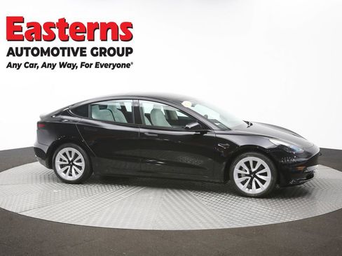 Used 2022 Tesla Model 3 image 41